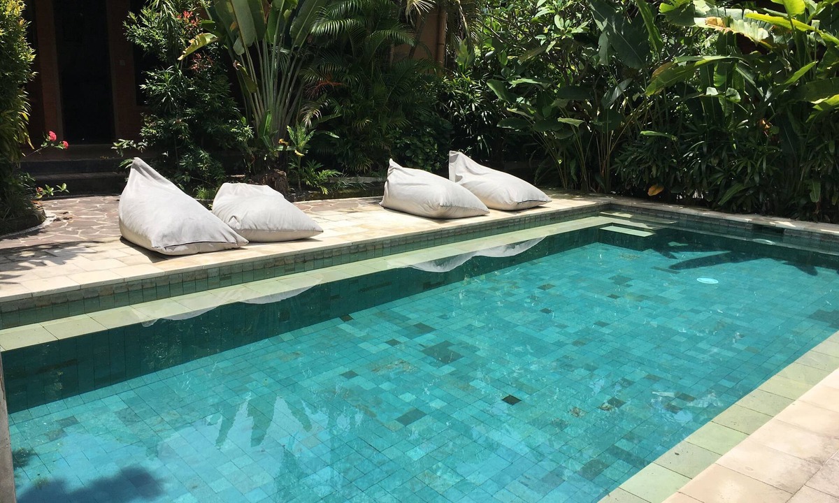 Senggigi House | Cafe Wayan Cottages