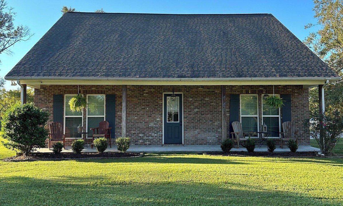 Gonzales House | Cajun Country Escape