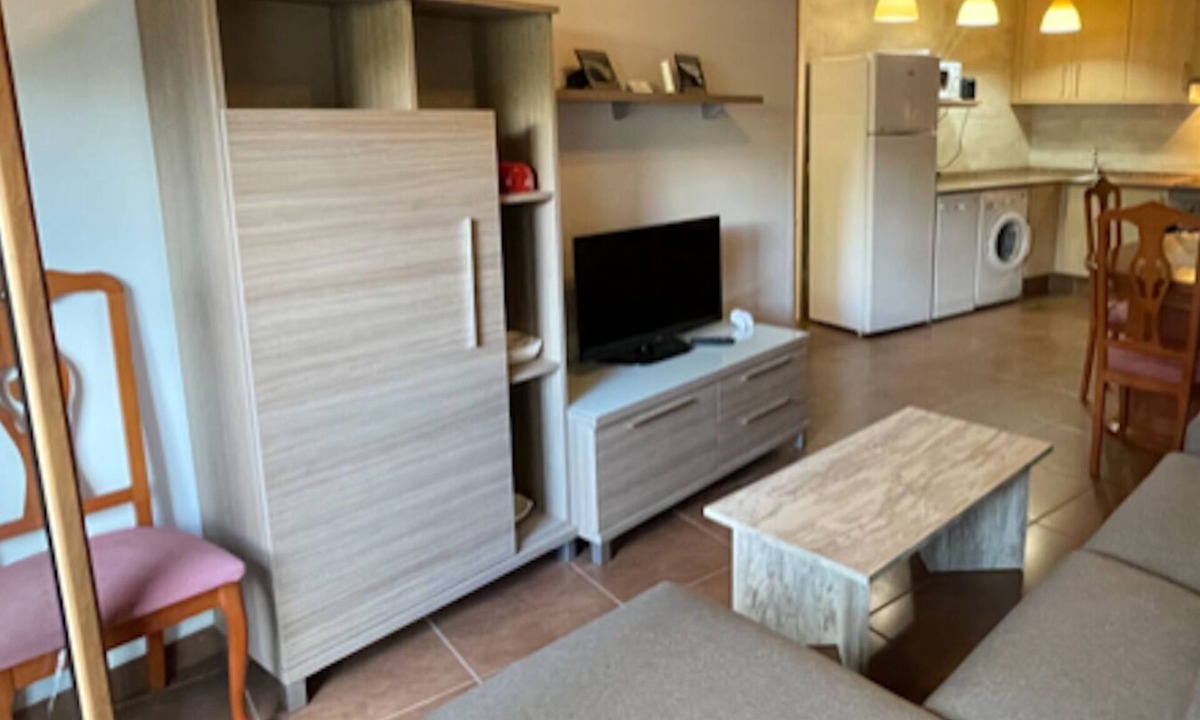 Llimiana Apartment | Cal Ginés I - Vacation Home with WiFi!