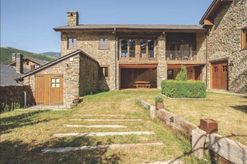 Toses House | Cal Masover, casa de piedra rehabilitada