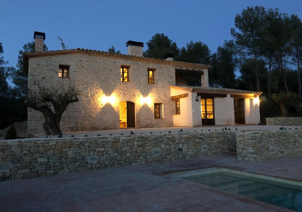 El Montmell Villa | CAL PUIG, ENOTURISMO RURAL entre Viñas y Bosques