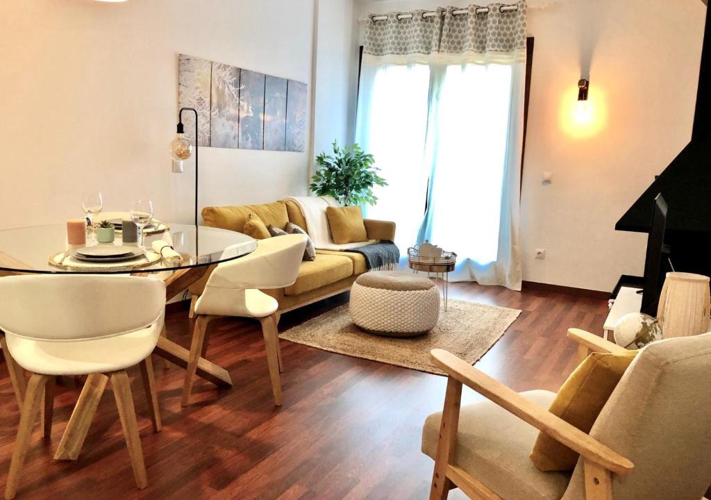 Puigcerda Apartment | Cal Xera - Acollidora planta baixa amb jardí privat i llar de foc