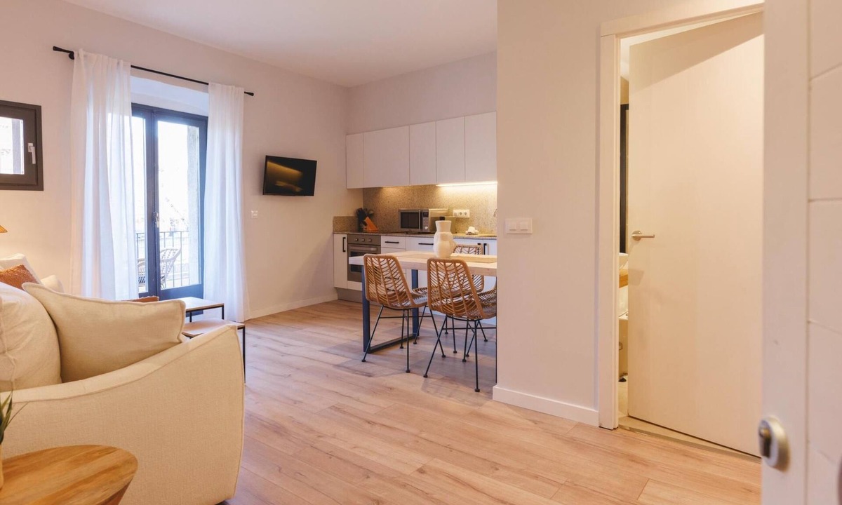 Barri Vell Apartment | Calderers El Llop - Holiday rental in Girona | Bravissimo