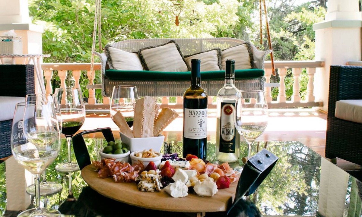 Healdsburg House | Calderwood Inn