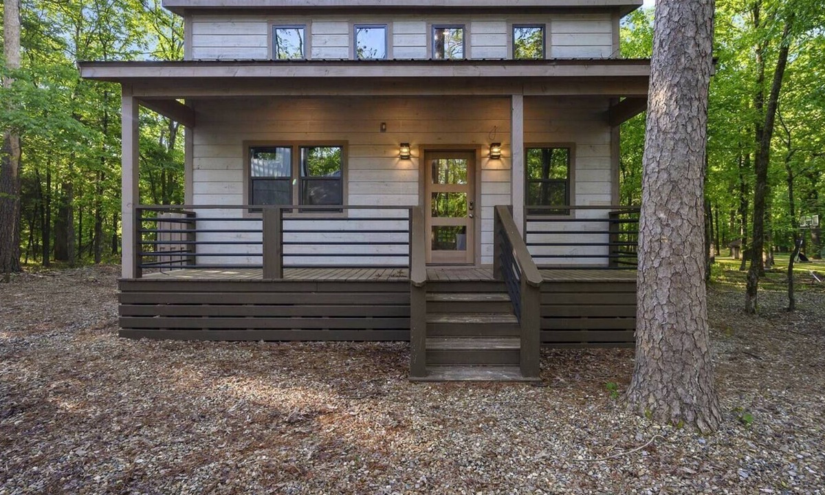Hochatown Cabin | California Pine - Sleeps 4