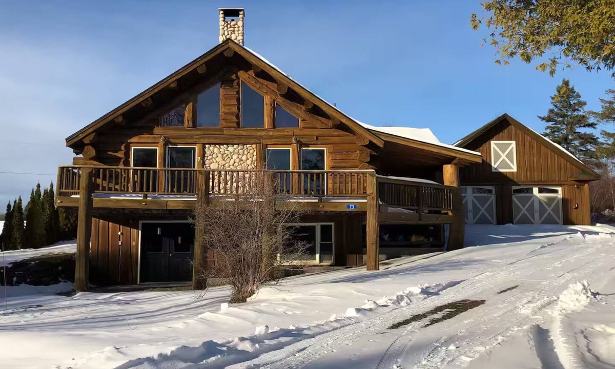 Aroostook Cabin | Call of the Loon-Luxury Lakefront Log Cabin, Hot Tub, FirePit, Relaxing getaways