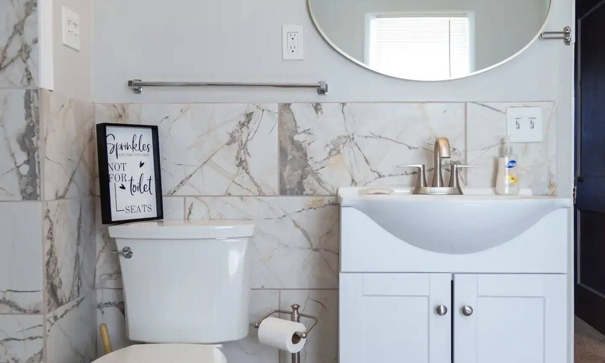 Erie House | Calm and Centerednn