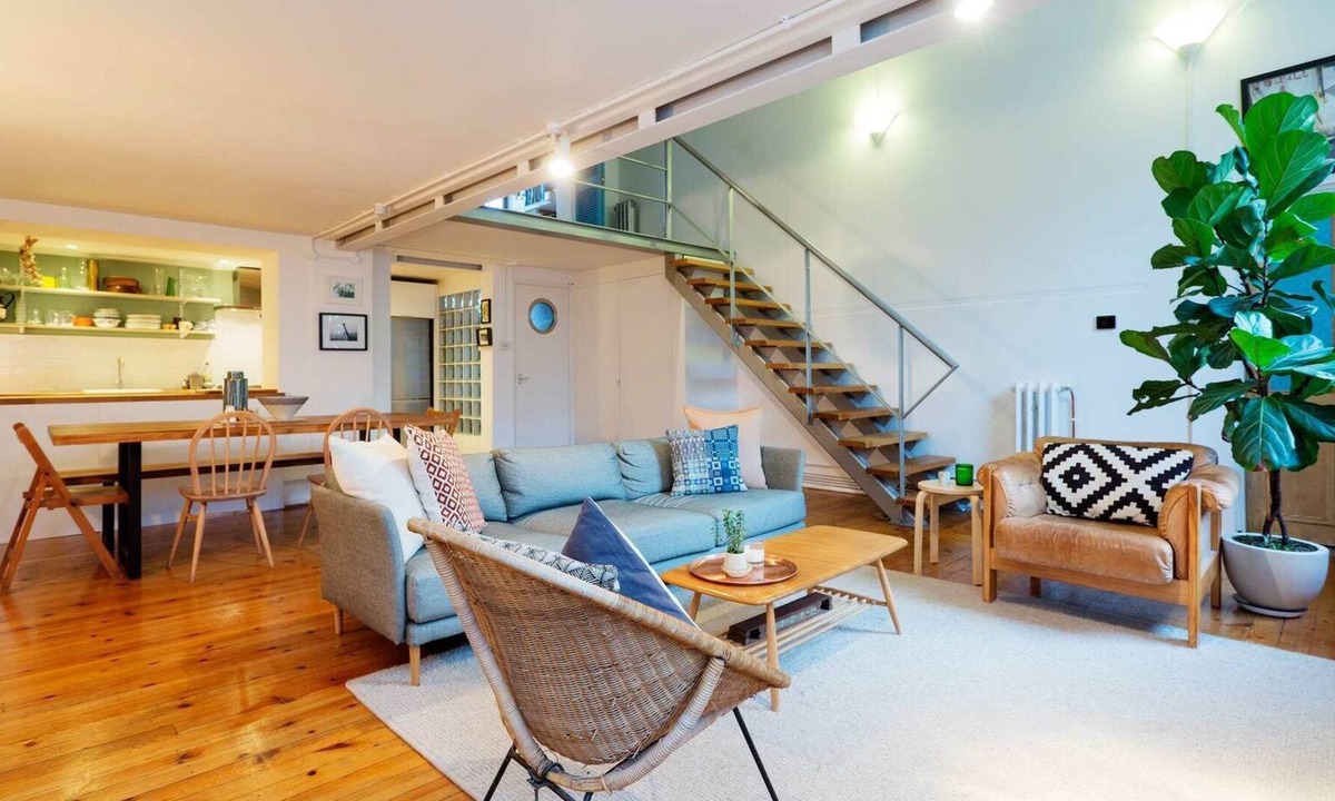 Brixton Hill Apartment | Calm and modern, by Veeve