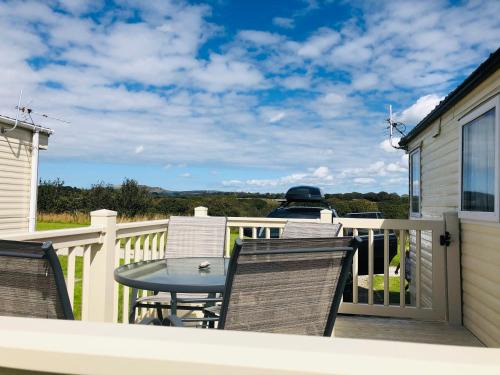 Grampound Other | Calm View