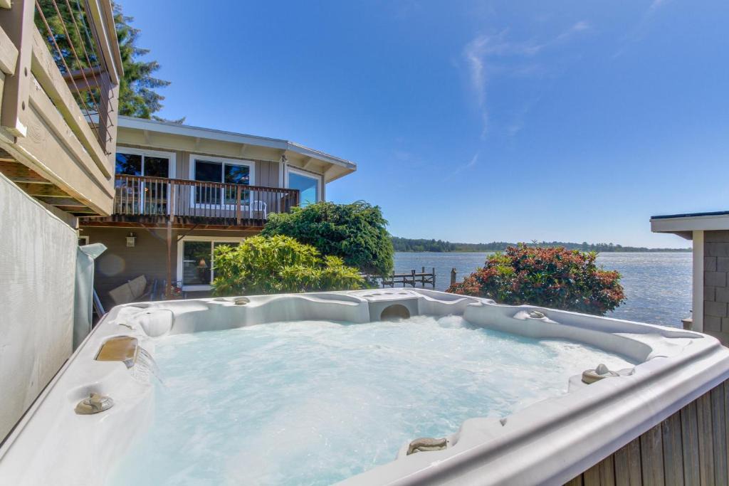 Otis House | Calm Waters