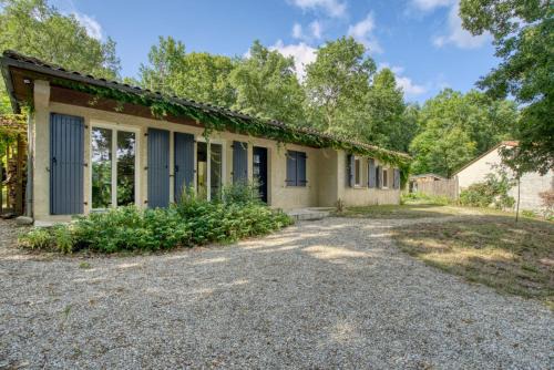 Voeuil-et-Giget House | Calme à l'orée des bois
