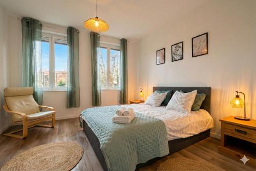 Marchiennes Apartment | Calme I Wifi HD I Parking I Bureau I Idéal Pros & Couple