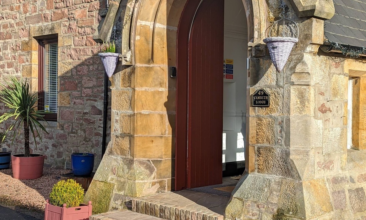 Inverness Cabin | Cambeth Lodge Guesthouse