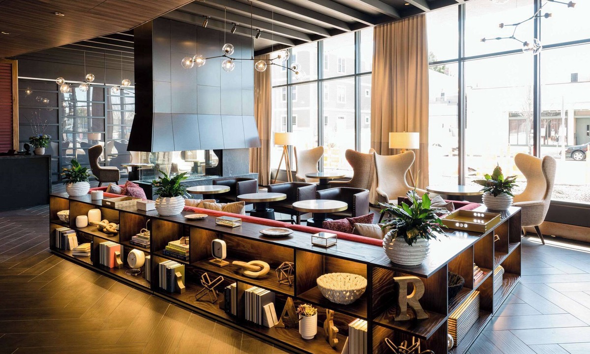 Spring Hill Hotel | Cambria Hotel Boston Somerville