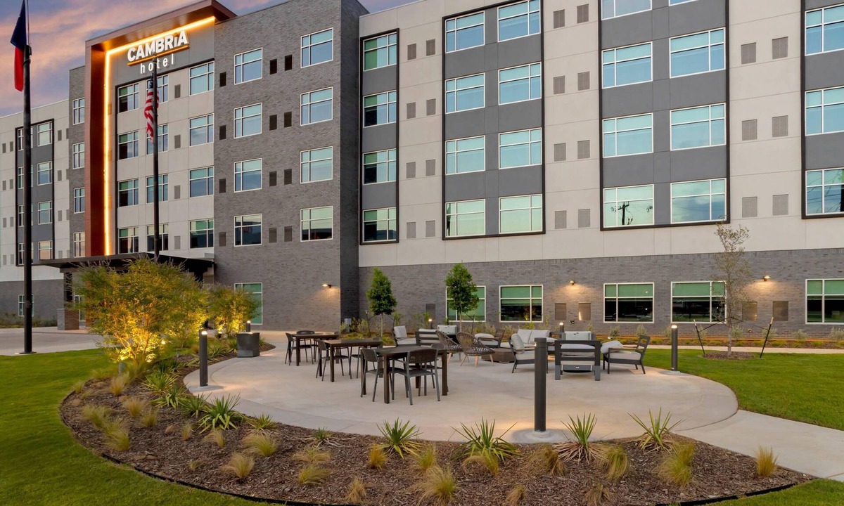 Fort Worth Hotel | Cambria Hotel Fort Worth - Medical Center