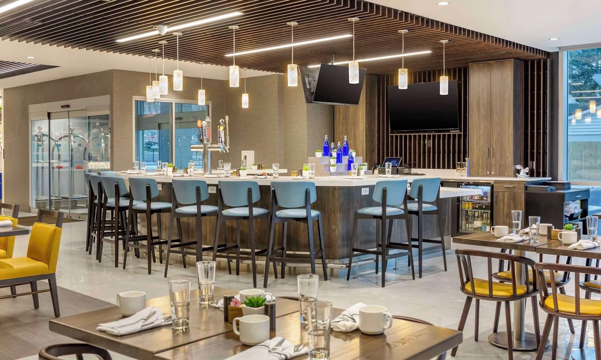 Downtown Niagara Falls Hotel | Cambria Hotel Niagara Falls