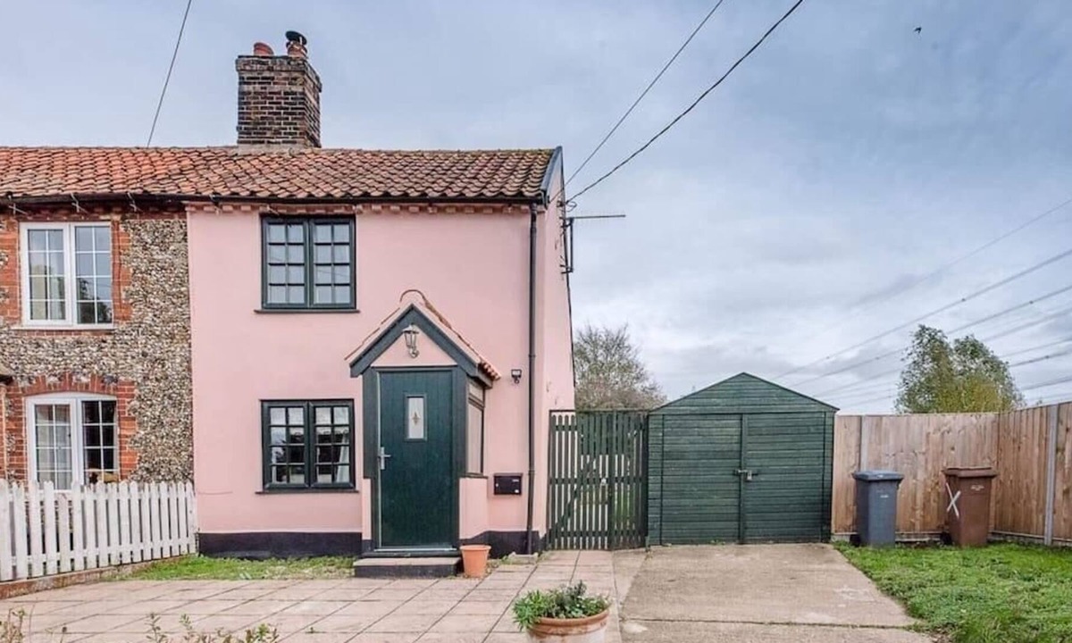 Knodishall House | Cameo Cottage, Knodishall