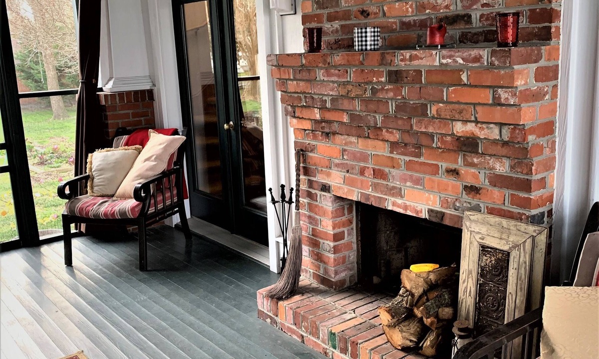 Historic Downtown Manteo House | Cameron House Inn