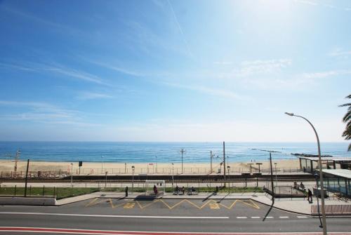 Premia de Mar Apartment | Cami Ral