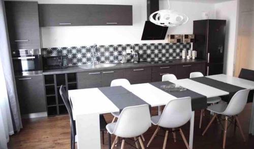 Jamin Apartment | Camille Reims