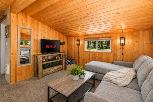 Ardenvoir House | Camp David Cabin