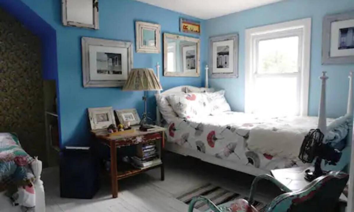 Quakertown House | Camp Griffin