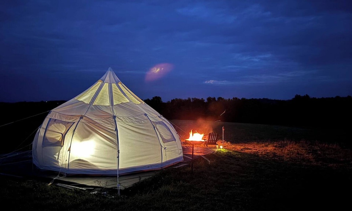 Millerton RV Rental | Camp Sly Fox Bell Tent With A Clear Ceiling. Sleep Under the Stars!