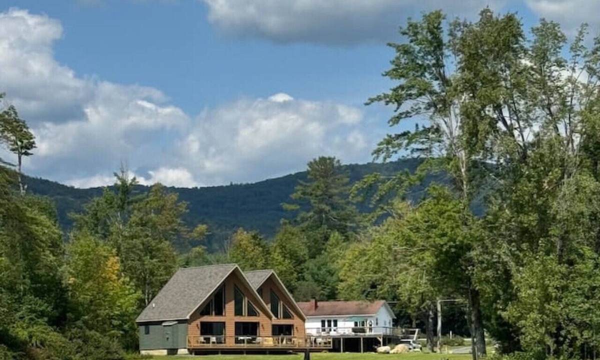 Mayfield House | Camp Wagoner Lake Cabins