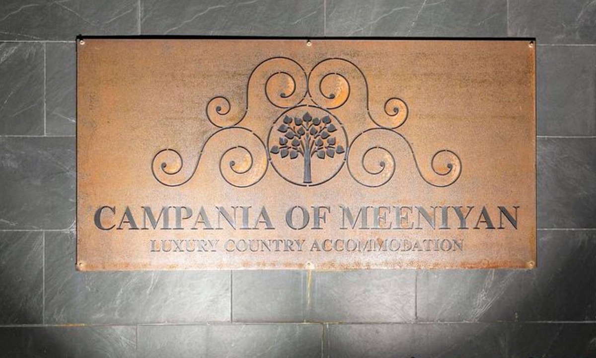 Meeniyan Apartment | Campania Spa Suite 2