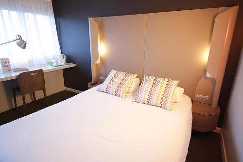 Aubiere Hotel | Campanile Clermont-Ferrand ~ Aubière