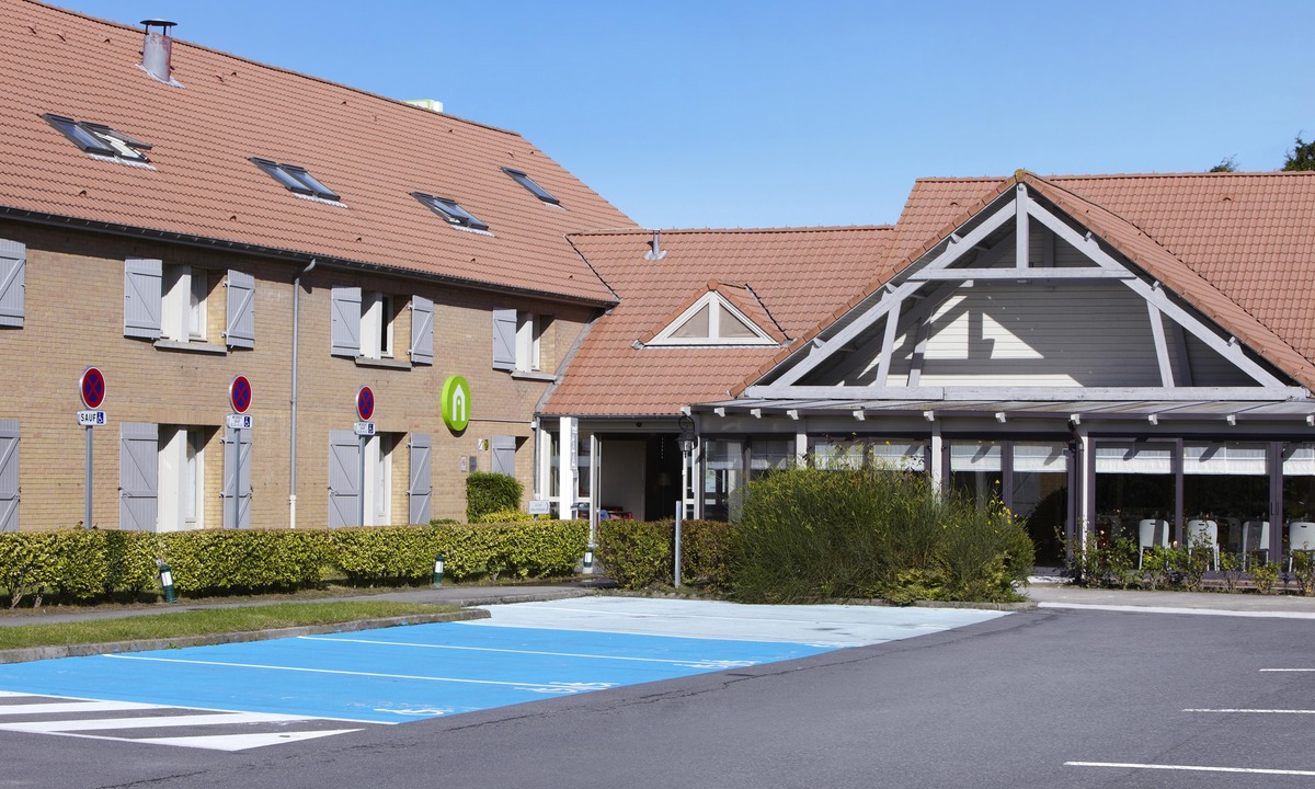 Loon-Plage Hotel | Campanile Dunkerque Sud - Loon Plage