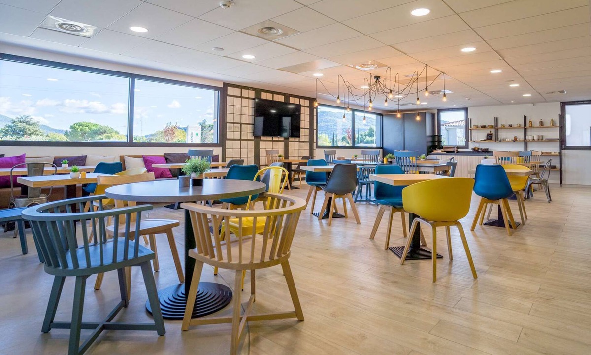 Aubagne Hotel | CAMPANILE MARSEILLE EST - Aubagne