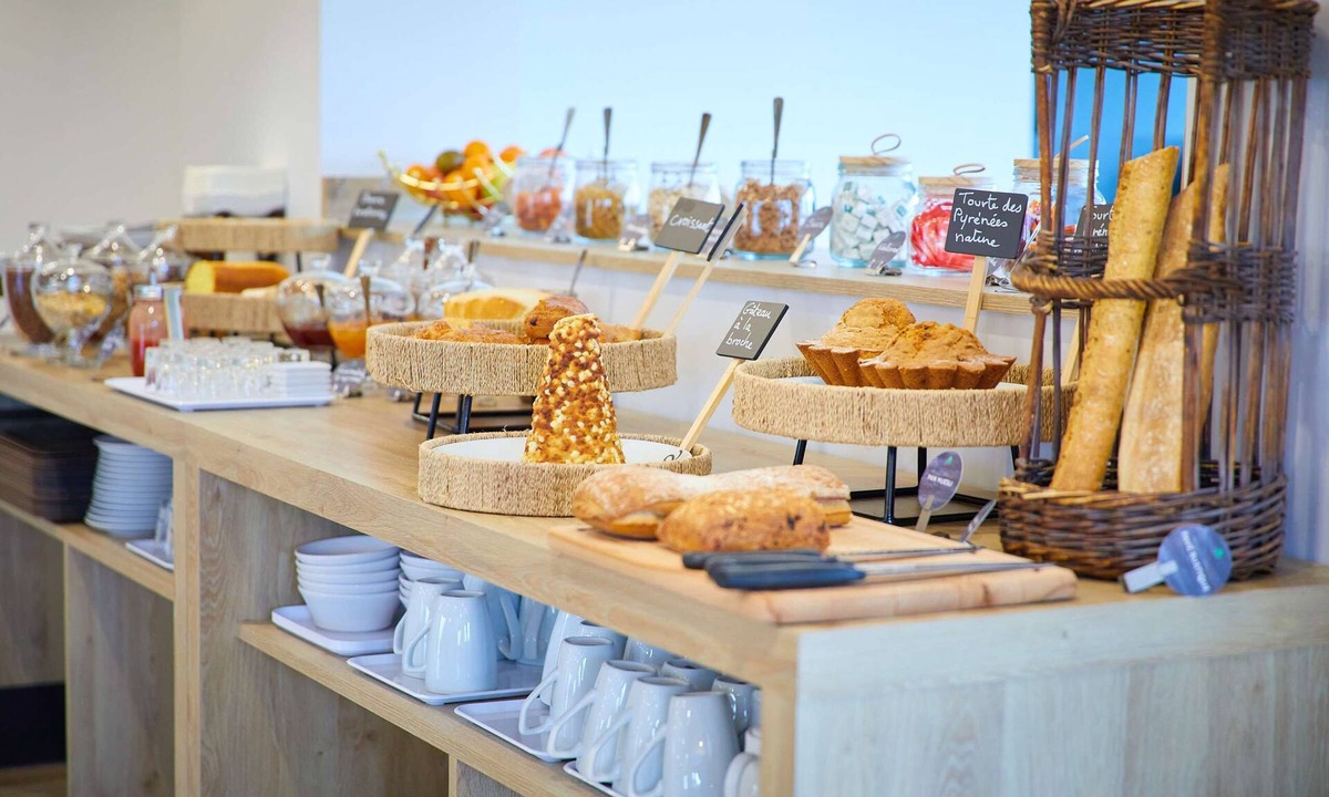 Bizanos Hotel | Campanile Pau