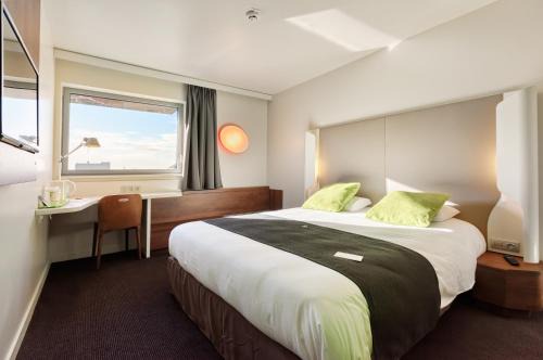 La Roche-sur-Yon Hotel | Campanile PRIME - La Roche Sur Yon Centre Gare
