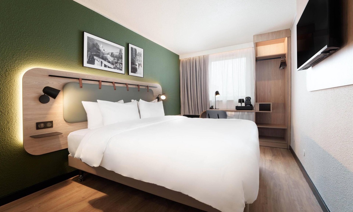 Le Blanc-Mesnil Hotel | Campanile PRIME - Le Blanc Mesnil