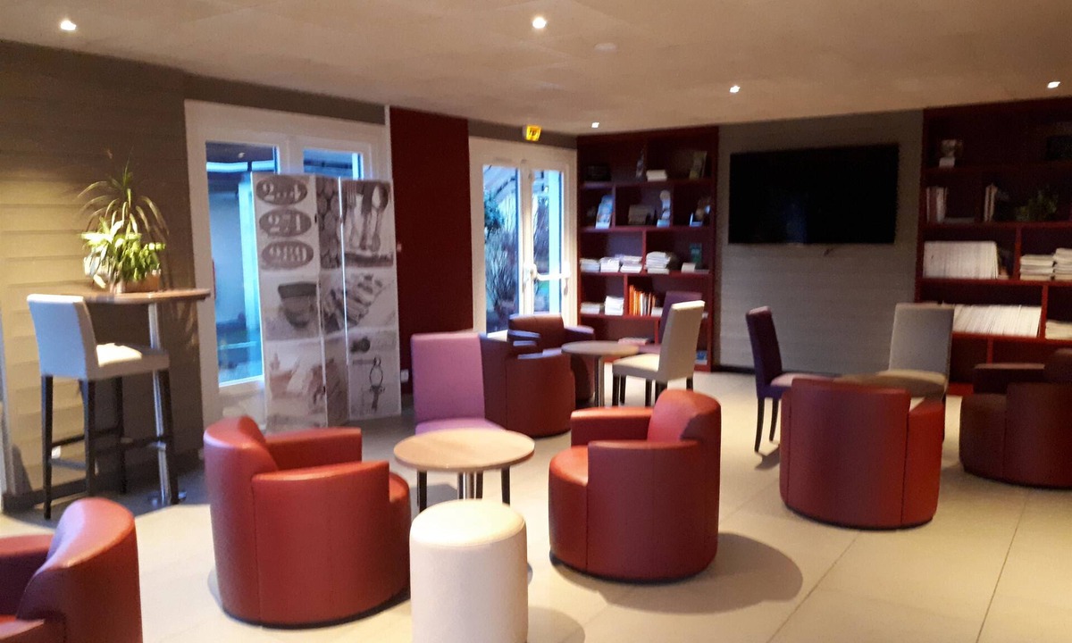 Vion Hotel | Campanile Sable Sur Sarthe