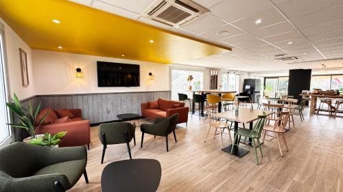Chambray-les-Tours Hotel | Campanile Tours Sud - Chambray-Les-Tours
