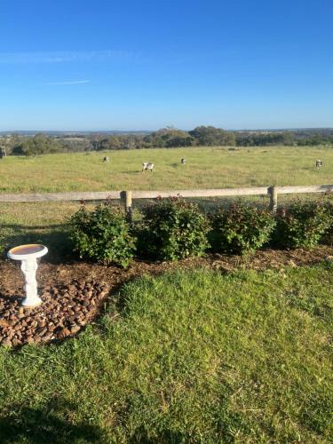 Mia Mia Villa | Campaspe Valley View Farm Stay