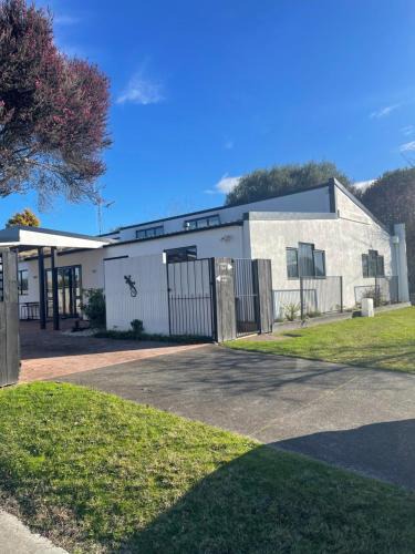 Leamington House | Campbell House