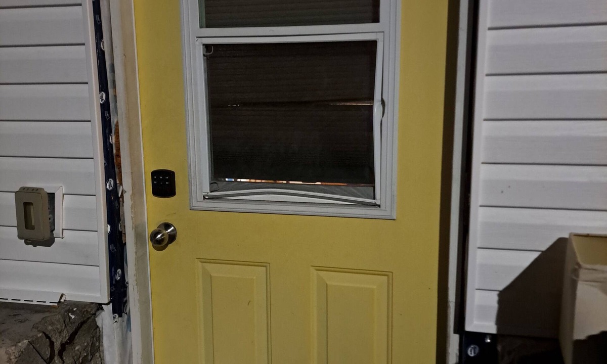 Campbellford House | Campbellford Studio Unit Apt 5
