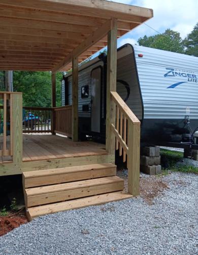 Nancy House | Camper only 2 Min to the Lake!