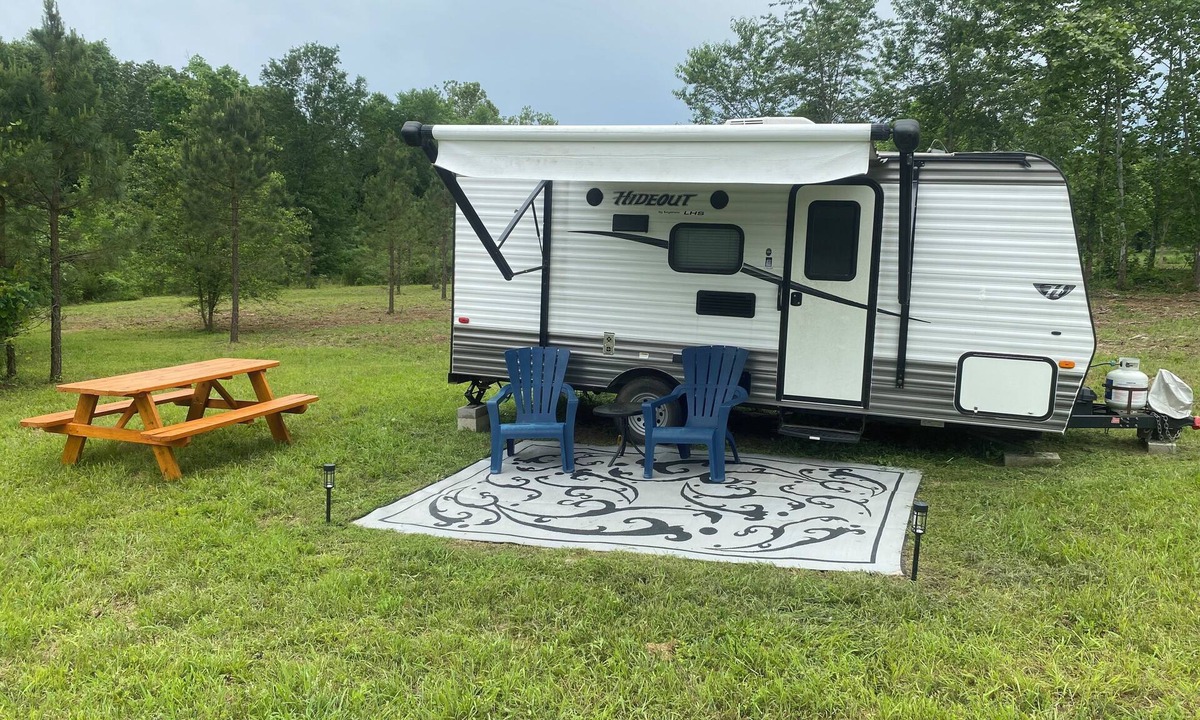 Booneville House | Camper/RV near Greenwood on 10 Private Acres