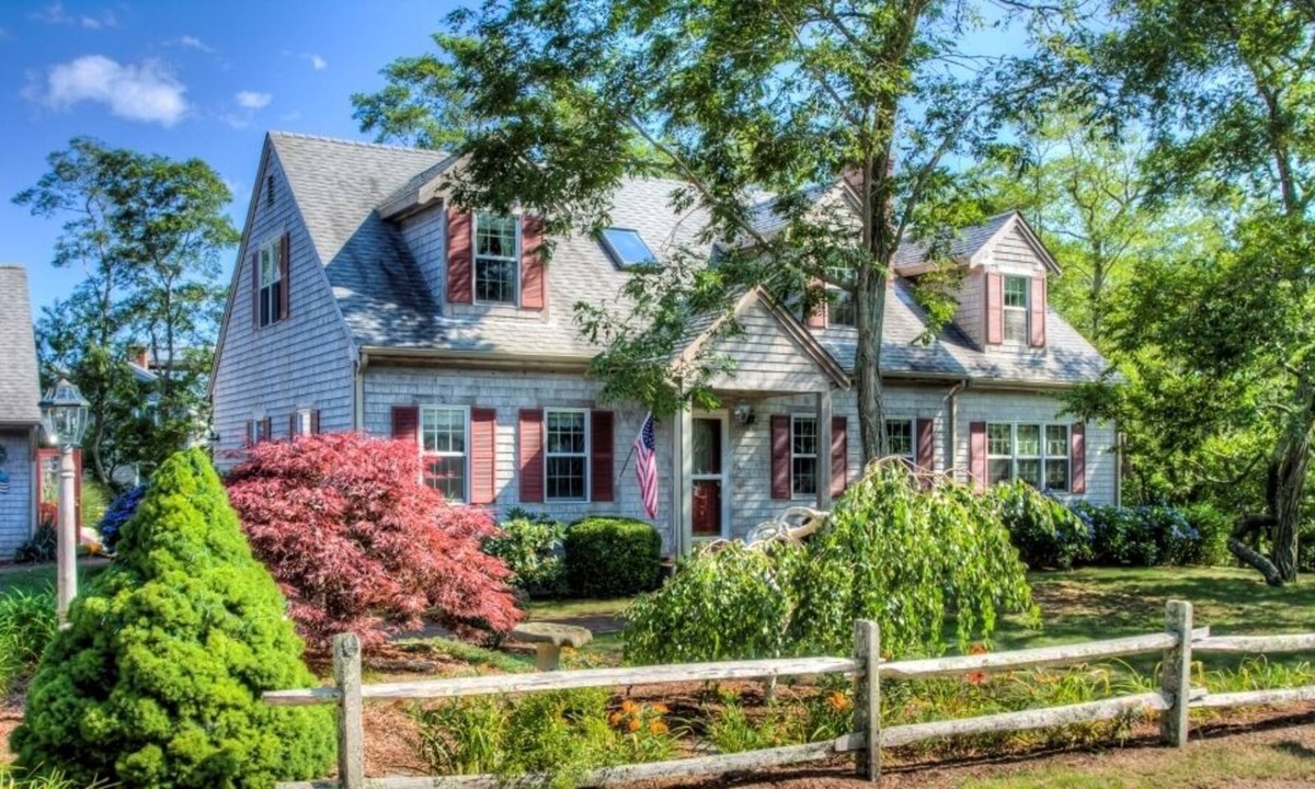 Campground Landing House | Campground Beach Road Home