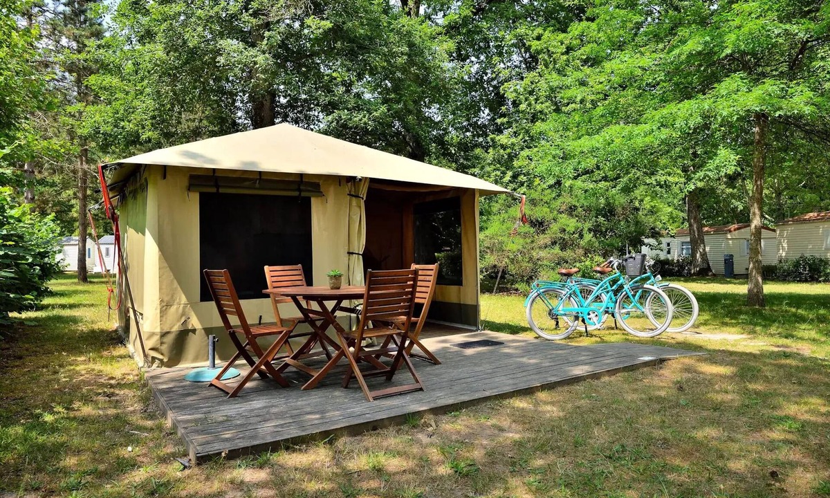 Combreux House | Camping Étang de la Vallée* - Nature Lodge 3 rooms 4 people Without sanitary facilities