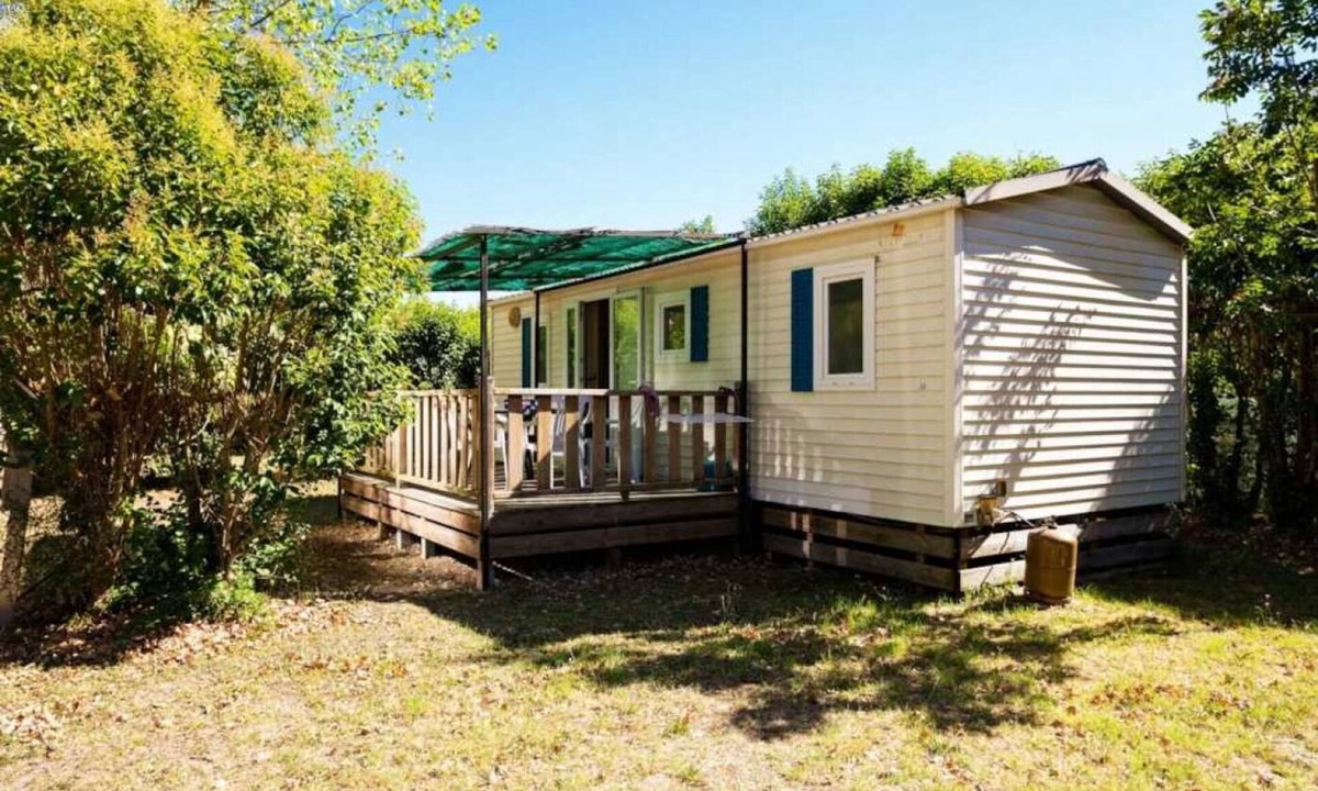 Montolieu House | Camping 3 étoiles - ccaffea