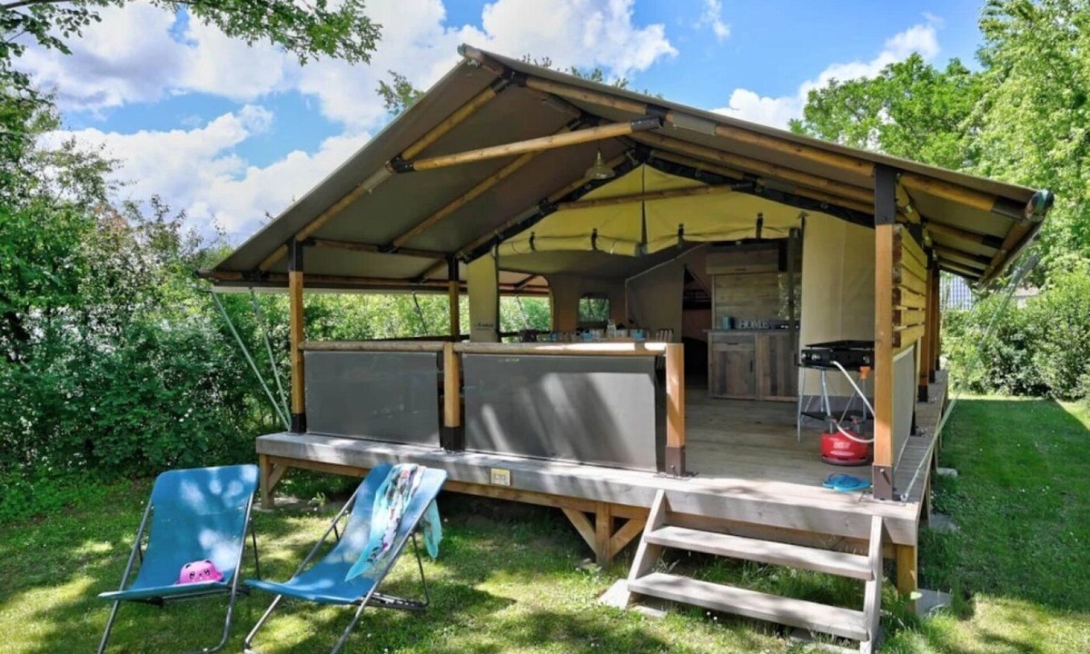 Hauterives House | Camping 3 étoiles - Piscine - ccbbiha