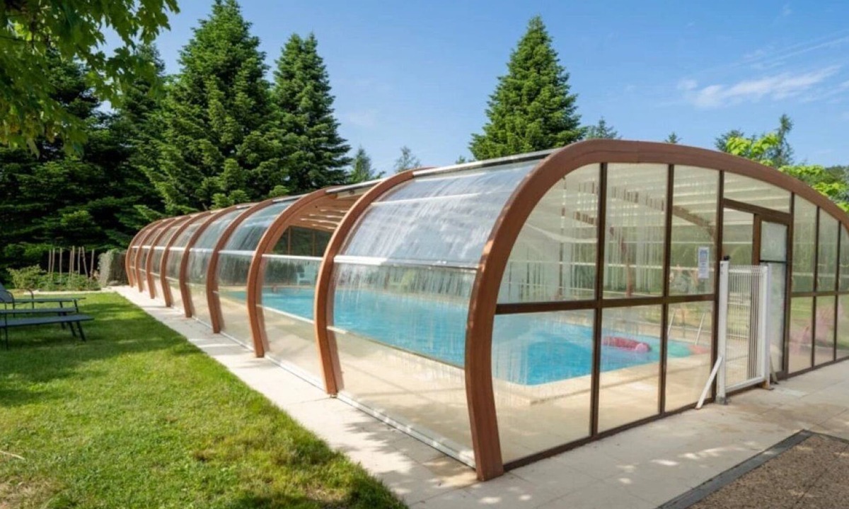 Chamberet House | Camping 3 étoiles - Piscine - ccaadfd