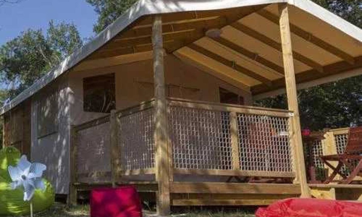 Corcieux House | Camping 3 étoiles - Piscine - ccbahac