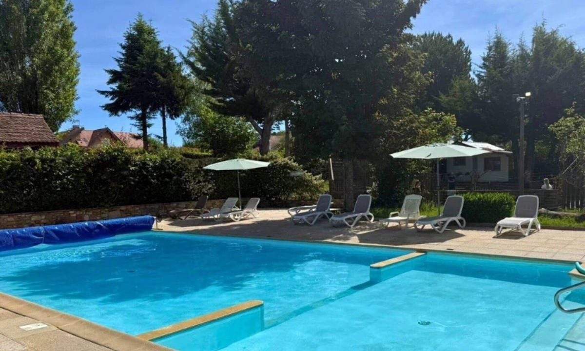 Messery House | Camping 3 étoiles - Piscine - ccafbie