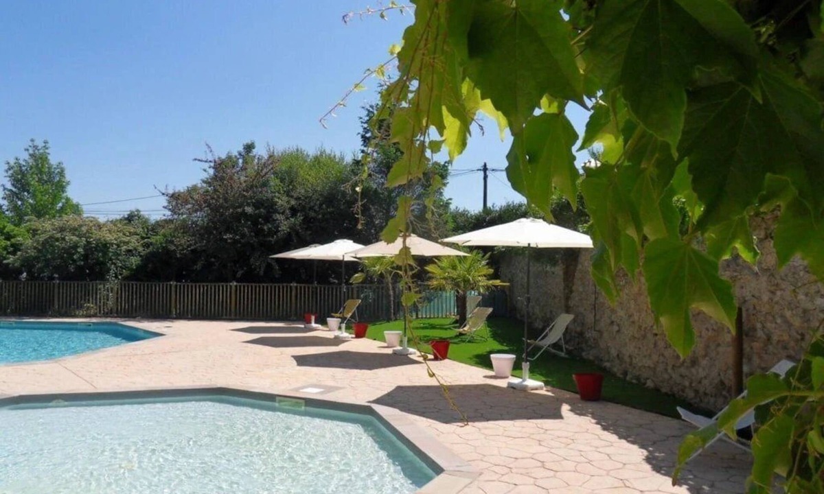 Urt House | Camping 3 étoiles - Piscine - eecbgc